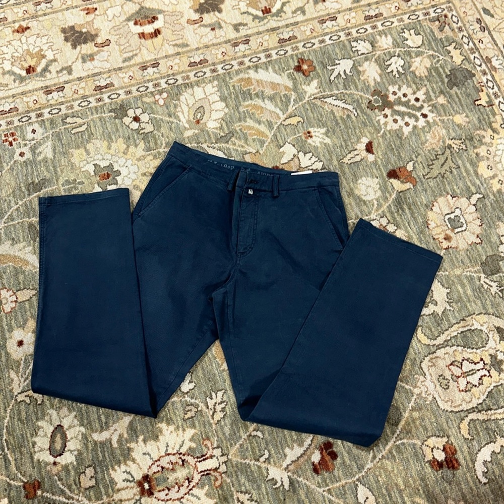 Chino Avirex
